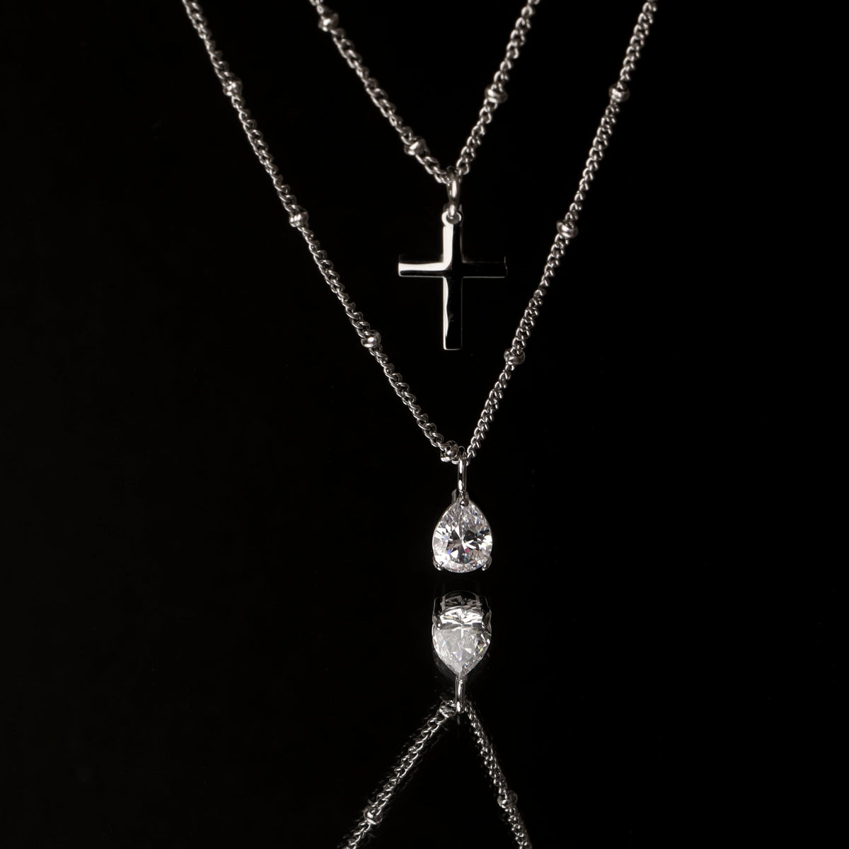 Collar de cruz
