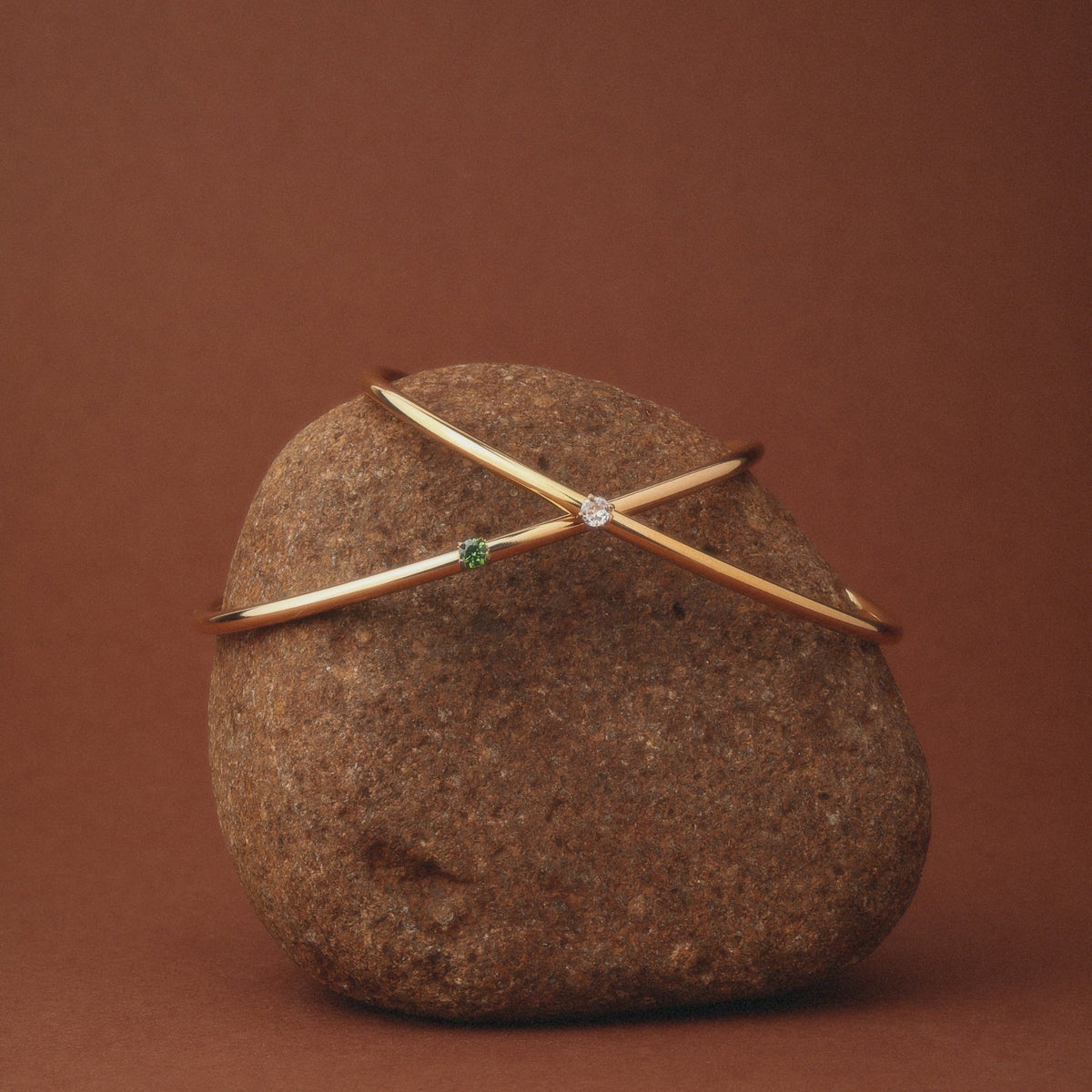 Brazalete Delgado de Esmeraldas